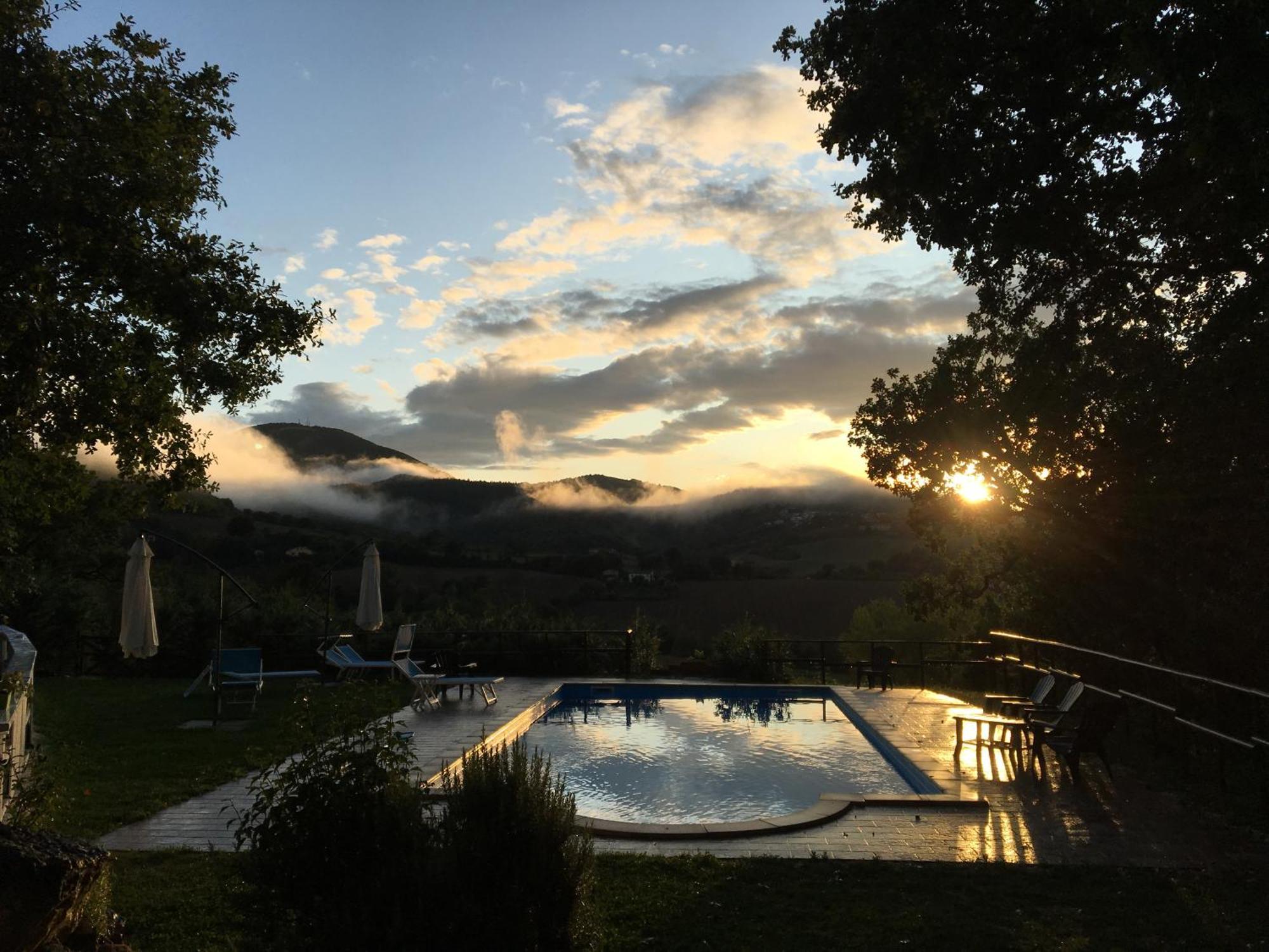 Agriturismo Gioie Di Campagna Фабриано Экстерьер фото